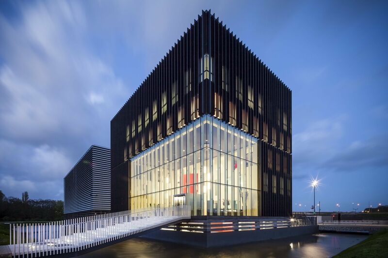 Equinix AM5 Amsterdam 2