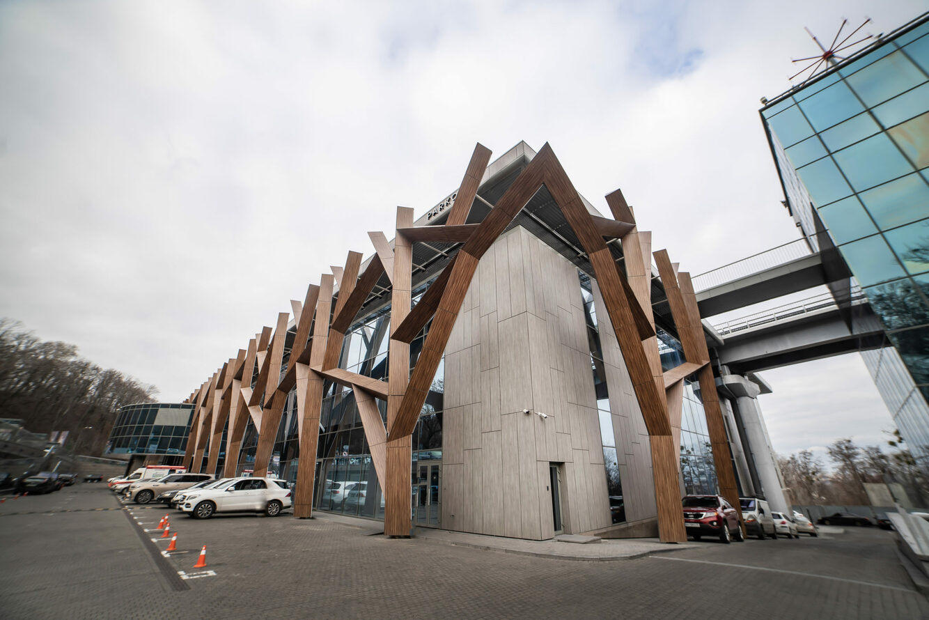 Data Center Parkoviy 1